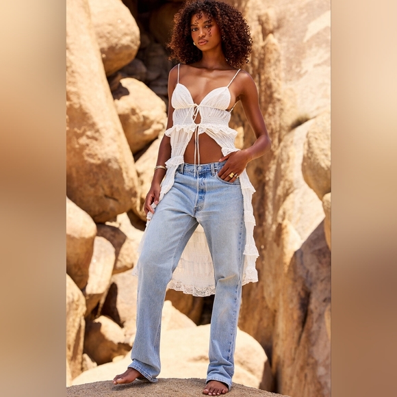 Mistress Rocks Tops - NWT Mistress Rocks White Lace Frilled Longline Midi Top‎ L